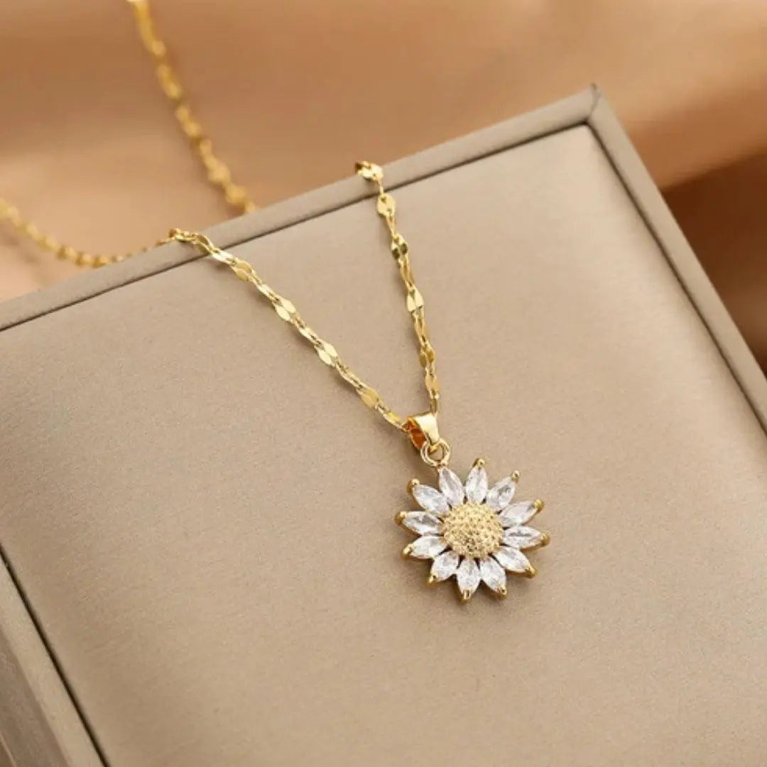 Collar de oro con girasol de cristal