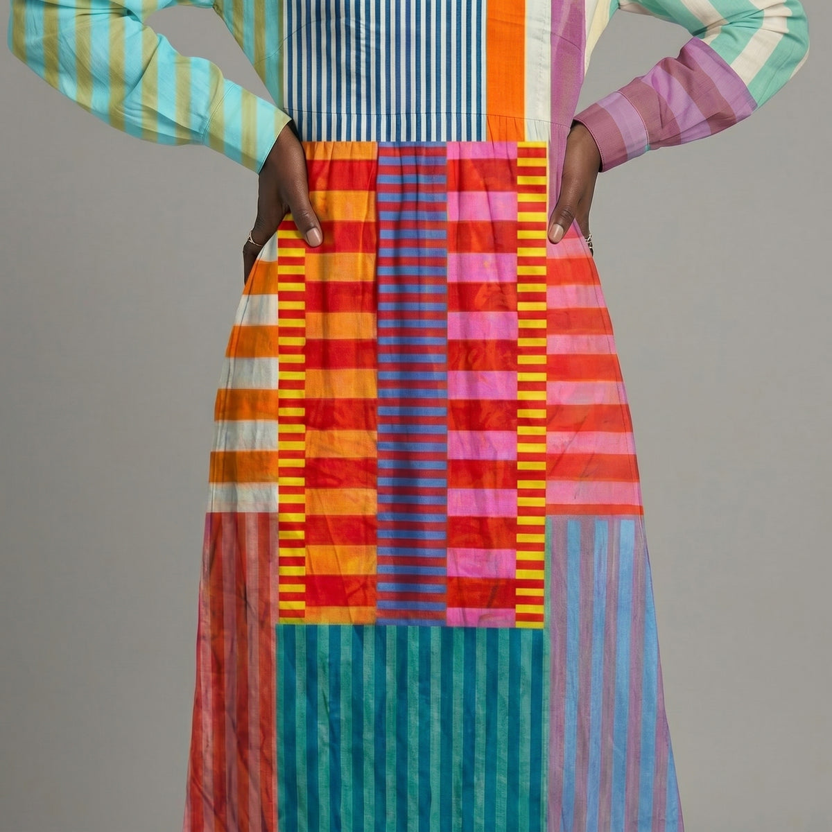 Inaya™ | Vestido Maxi Patchwork Multicolor