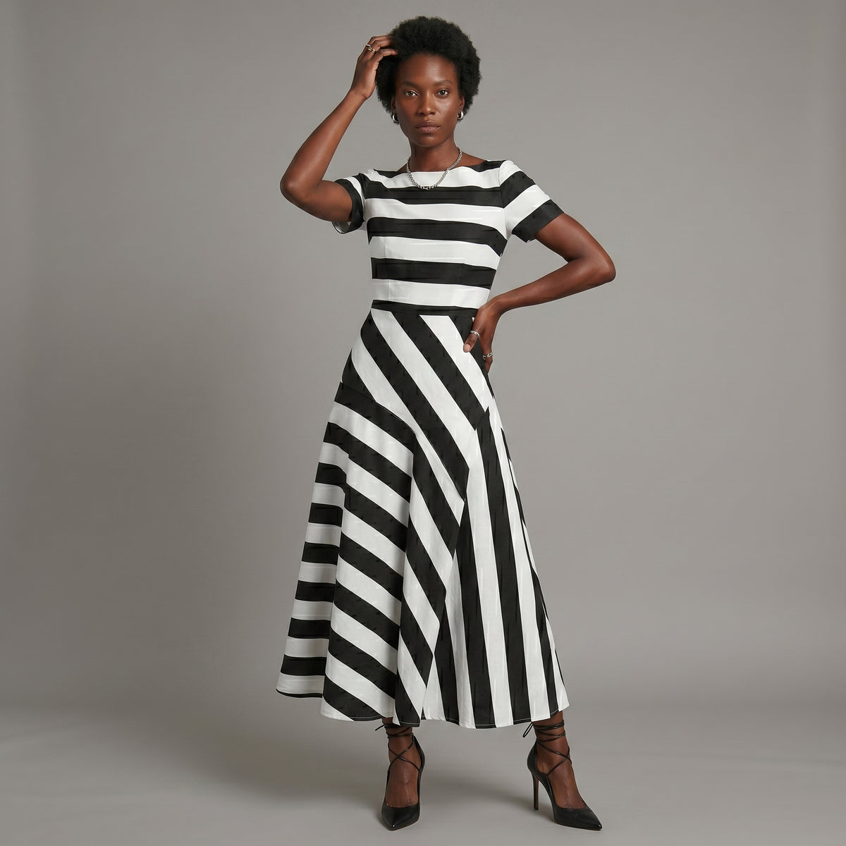 Janell - Vestido Maxi de Rayas