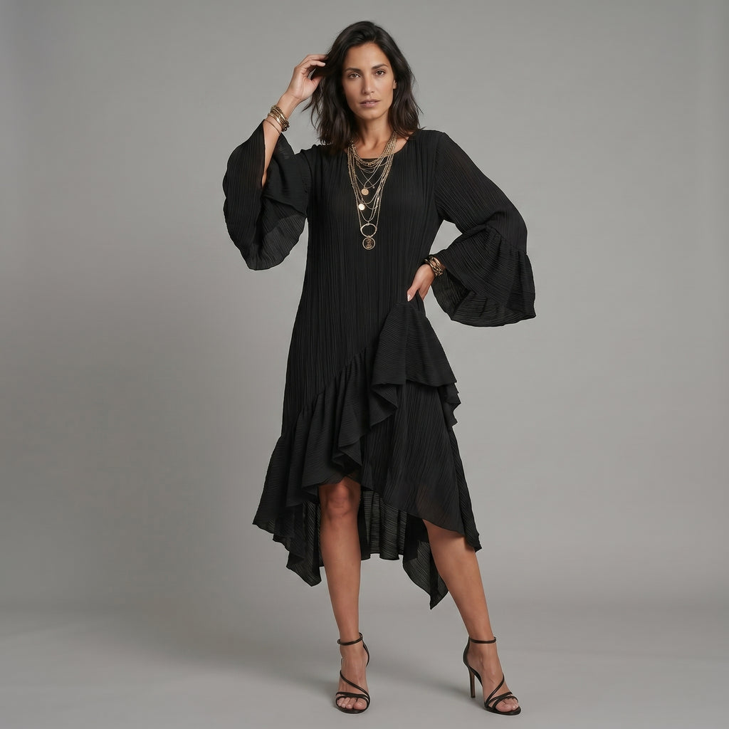 Elegante vestido midi bohemio negro asimétrico con pliegues