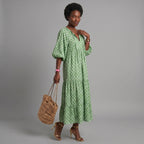 Apolline™ | Vestido midi estampado de manga tres cuartos con escote en V
