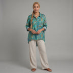 Alessa™ | Camisa de lino refinada con estampado